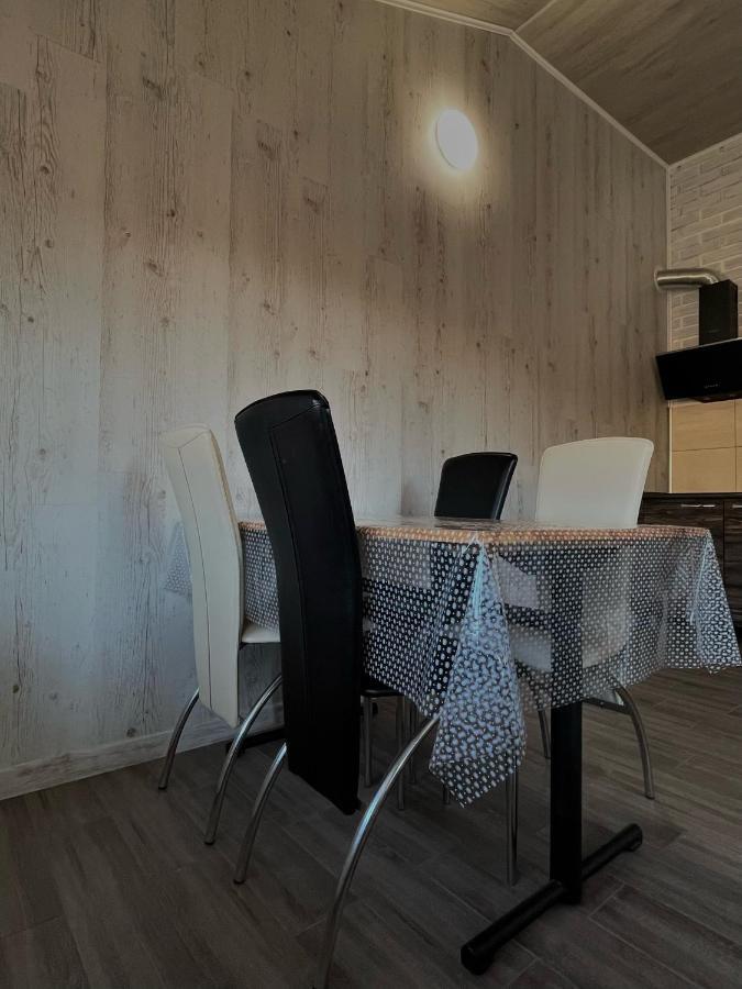 Отель Yaremche House Экстерьер фото